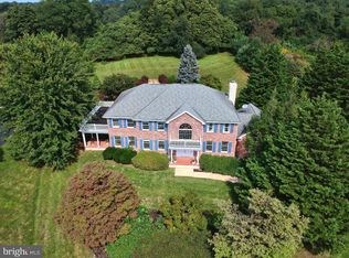 126 Dewberry Dr, Hockessin, DE 19707