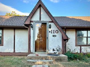 110 N Academy Ave, Newkirk, OK 74647