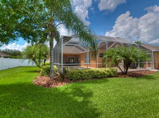 5804 Tanagerside Rd, Lithia, FL 33547