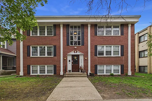 2706 Humboldt Ave S #203 Photo 1