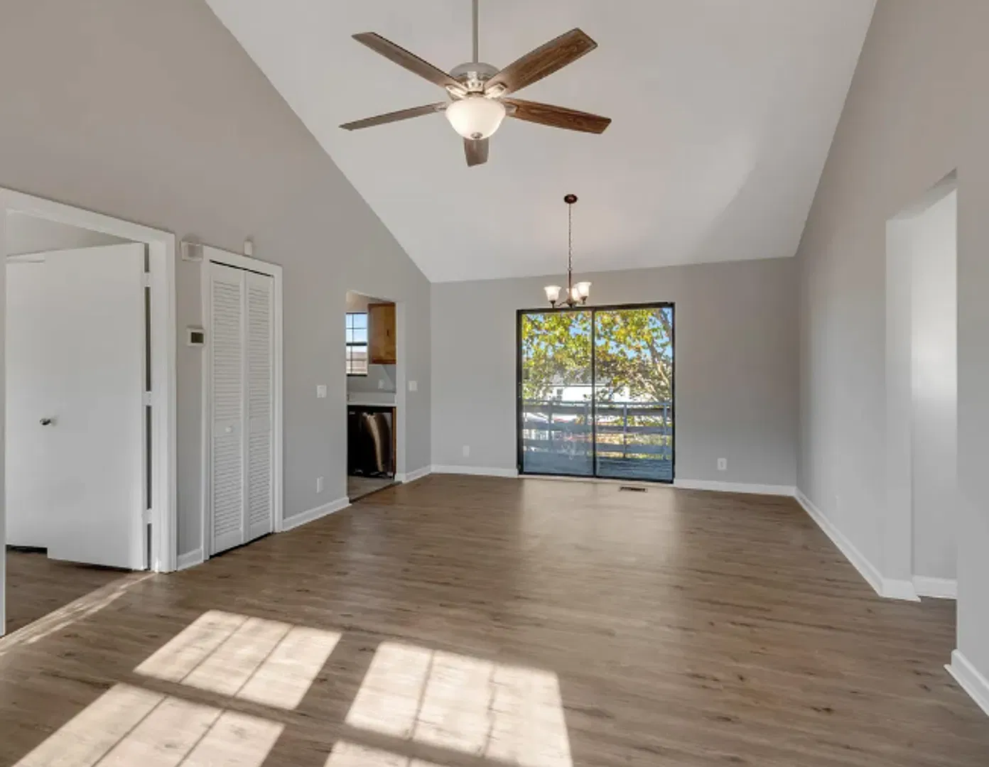 Recently Renovated 3bed 2bath Home | North Nashville — Photo 4