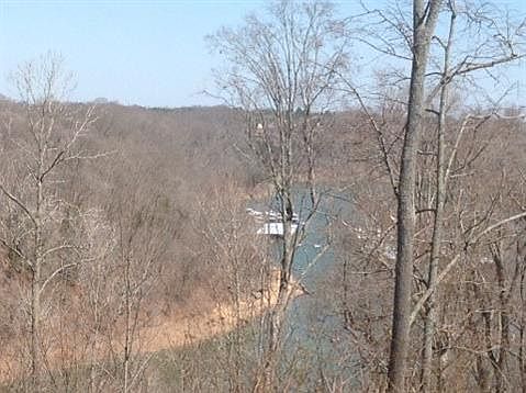 5th image of 670 Knoll Ln