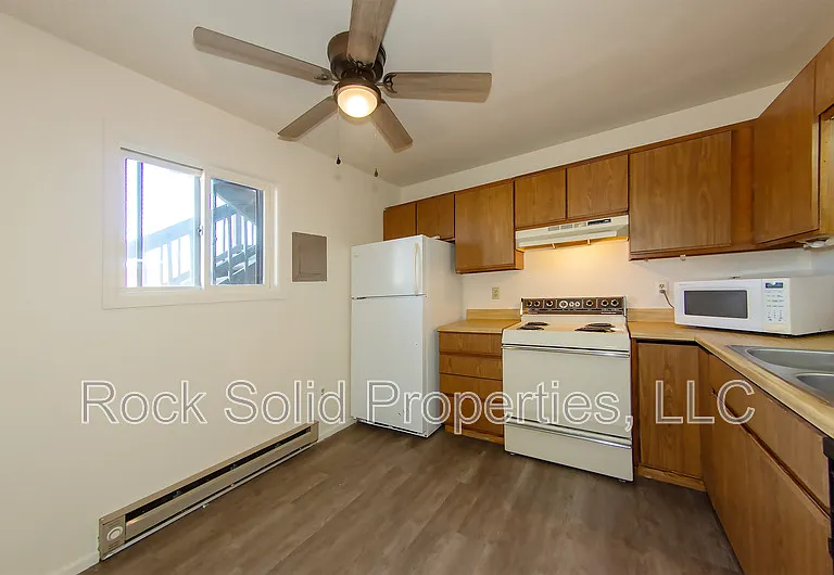 1833 Edgewater Ave #1837 — Photo 9