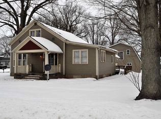 2304 E Division St, Star City, IN 46985