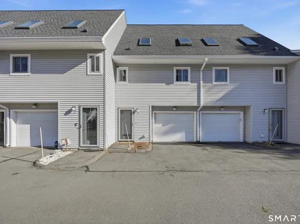 19 Chelsea Lane #19, East Granby, CT 06026