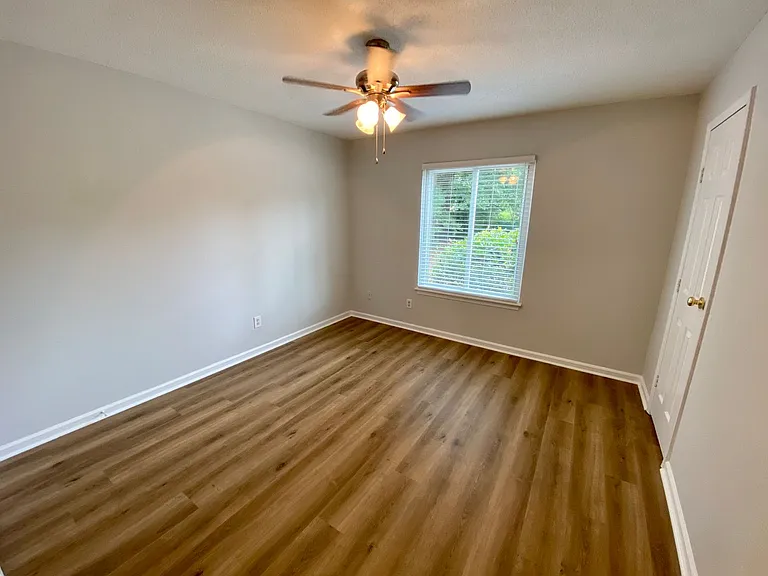 3840 Overbrook Dr #35 — Photo 13