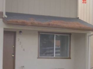 2214 Pine St, Paso Robles, CA 93446