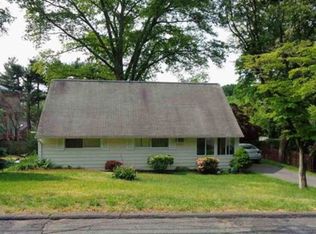 4 Sunset Rd, Port Chester, NY 10573