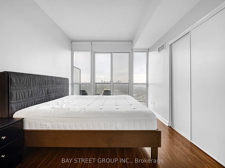 121 McMahon Dr #2708 — Photo 24