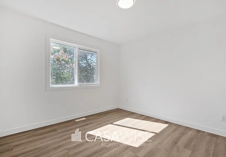 11323 106th St NW #1 — Photo 18