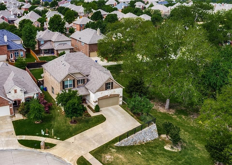 1st image of 3733 Sassafras Ct
