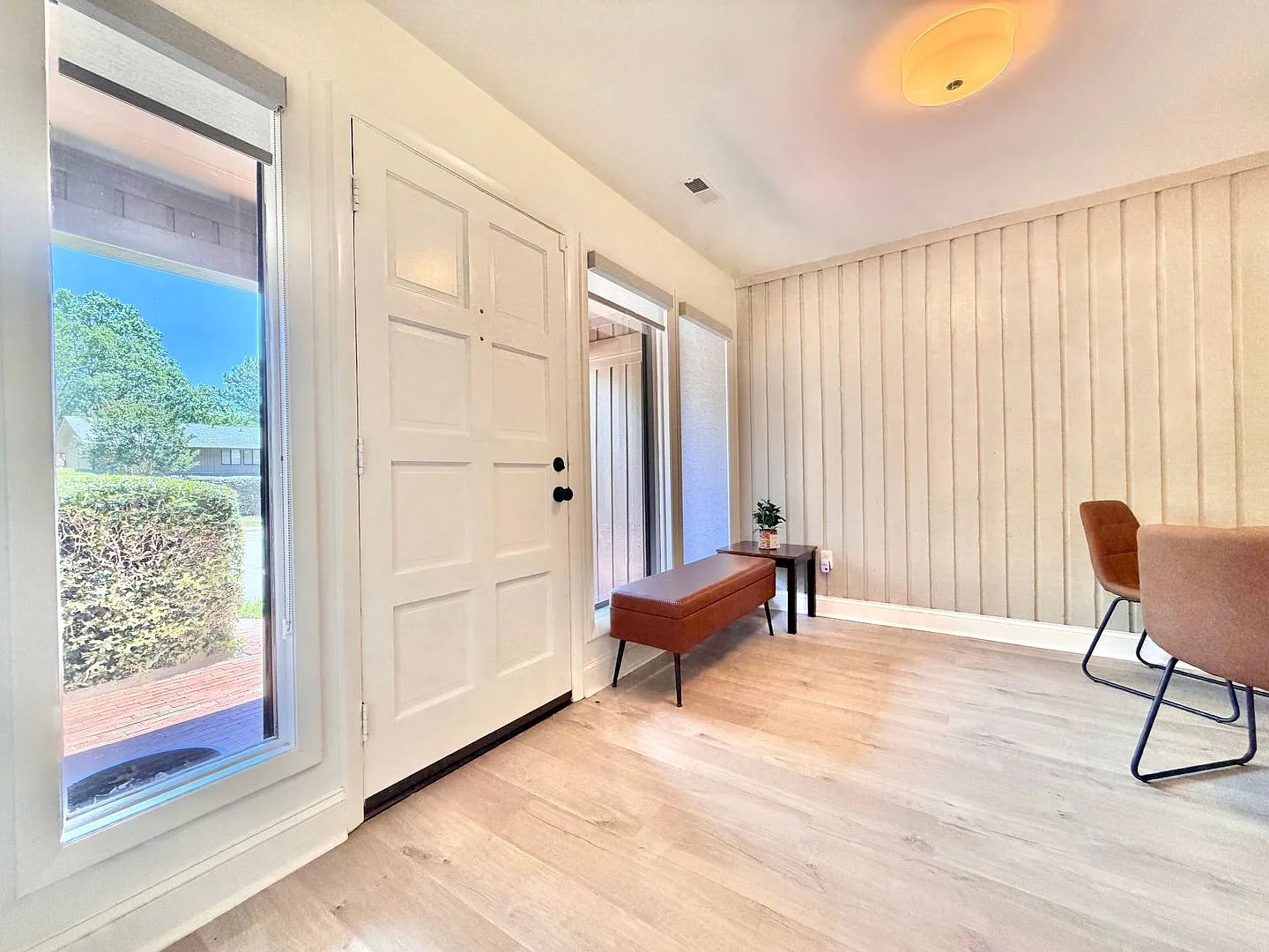 907 Oak Tree Drive — Photo 4