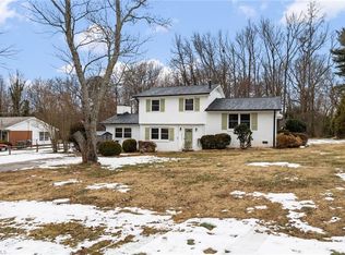 5722 Friendswood Dr, Greensboro, NC 27409