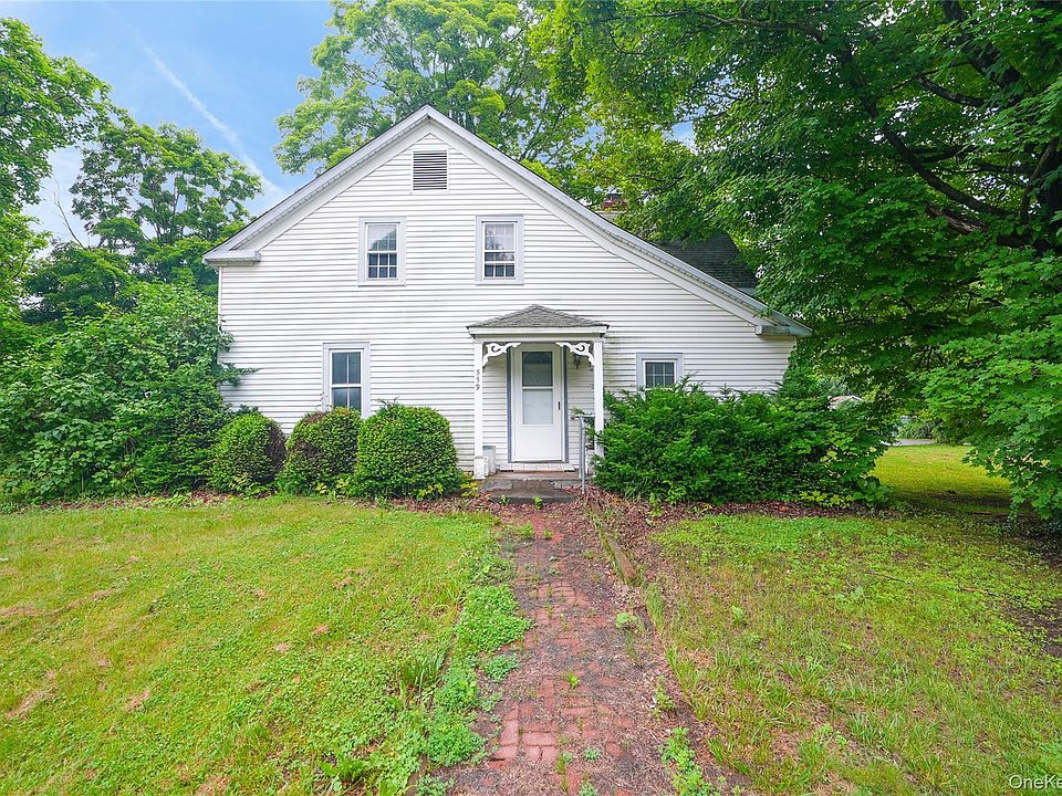 1st image of 559 N Quaker Lane