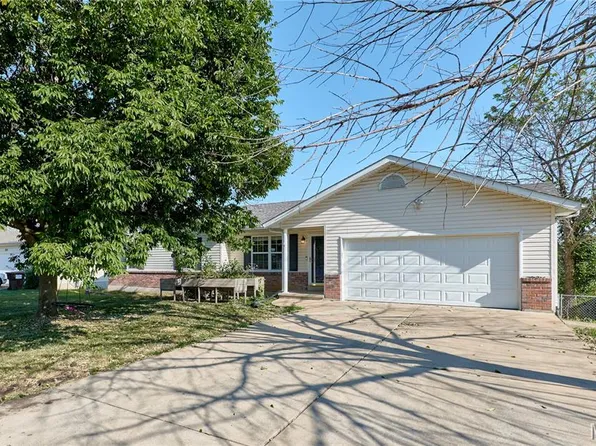 273 Hickory Forest Dr, Troy, MO 63379