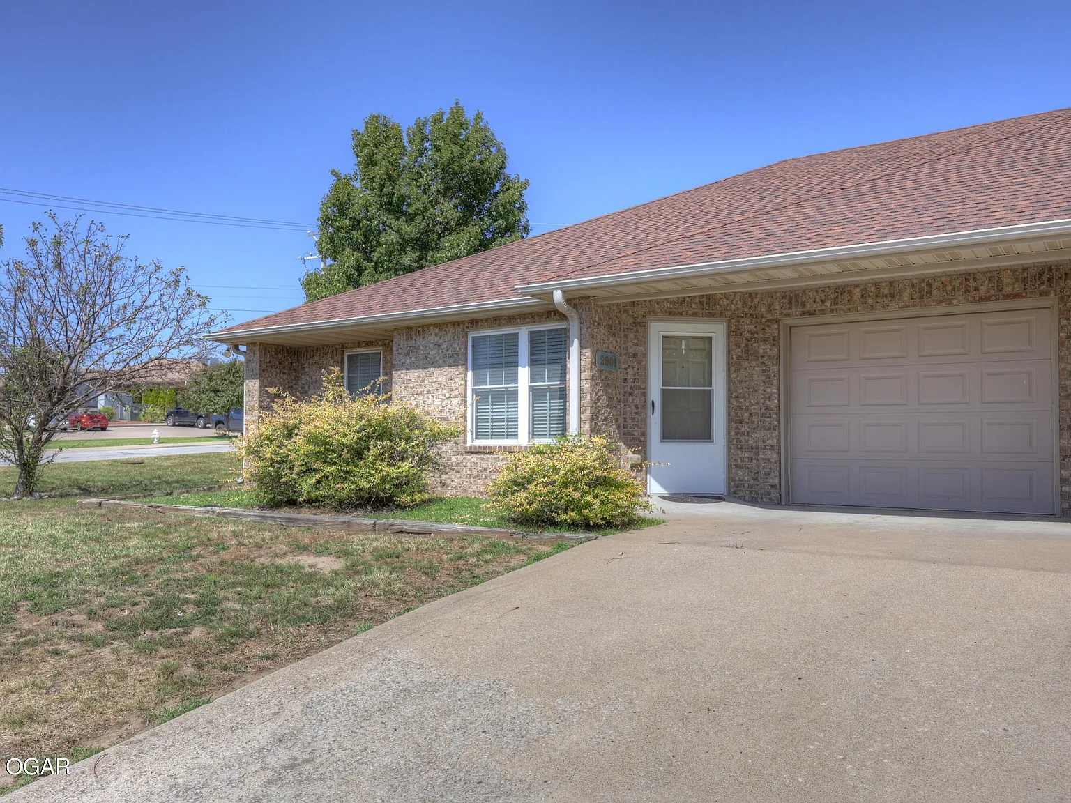 2 bed, 2.0 bath, 1000 sqft, $1,195 — Photo 3