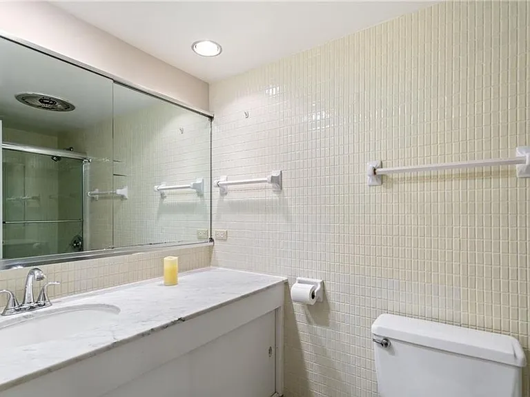 7320 Glenroie Ave #4G — Photo 23