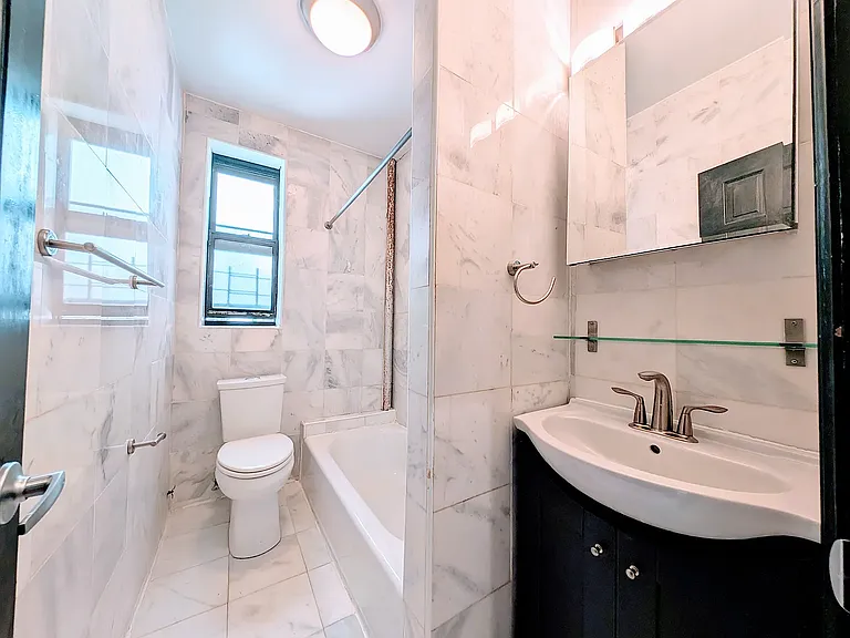 320 Lincoln Pl #F — Photo 10
