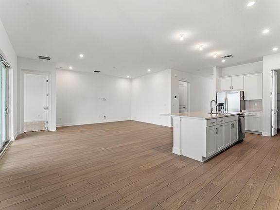 4th image of 14254 SW Artesia Dr Drive