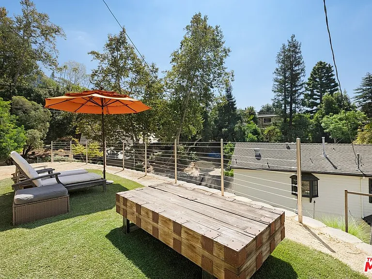 5733 Valley Oak Dr — Photo 18