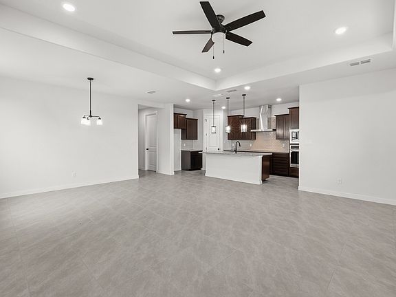 3rd image of 1011 Katrin Dr