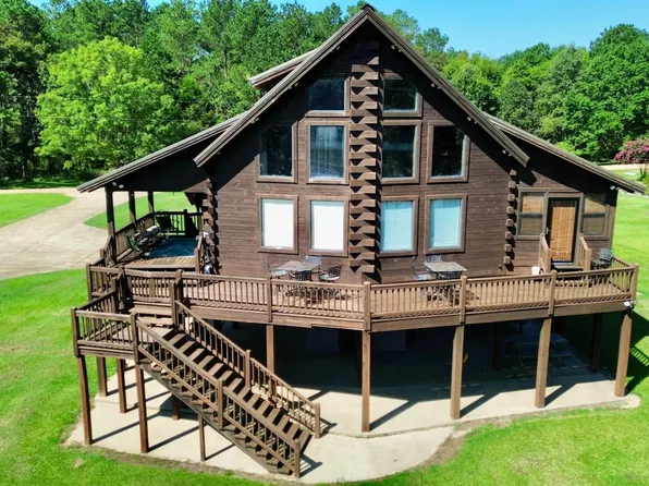 226 Sweet Apple Ln, Aliceville, AL 35442