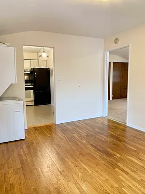 Rented by Oxford Property Group | media 36