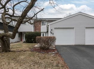 153 Thomas Rd, Bolingbrook, IL 60440