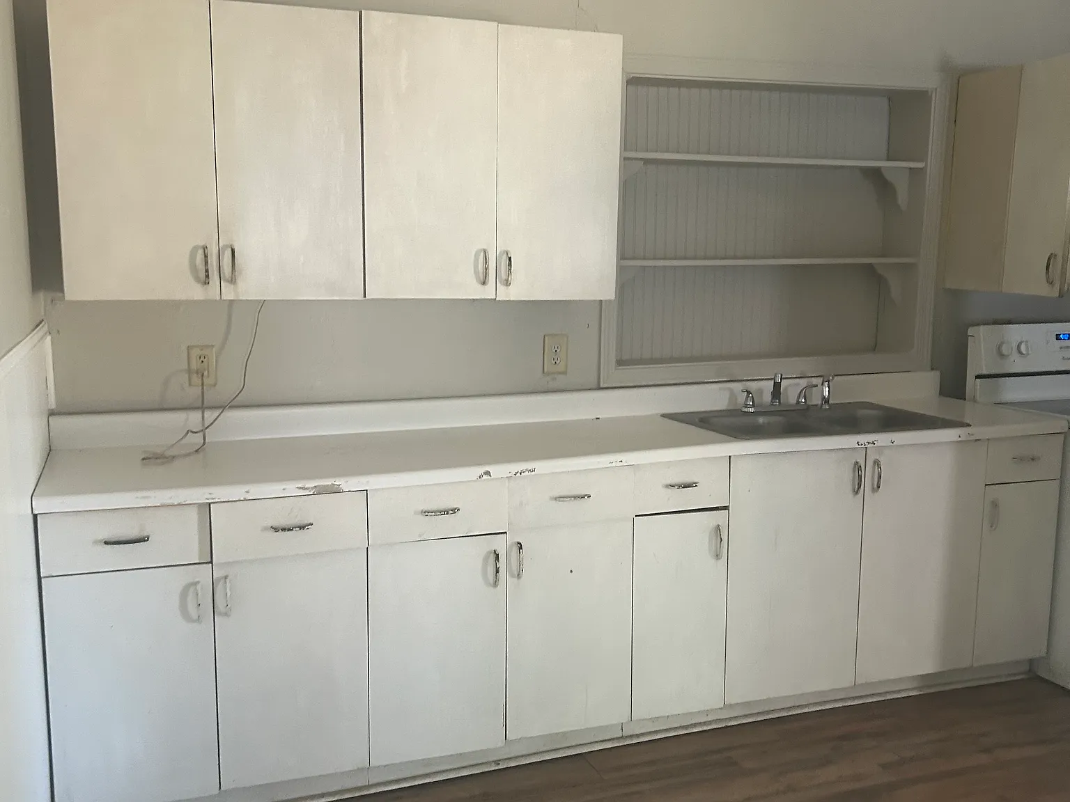 3 bed, 1200 sqft, $1,200 — Photo 3