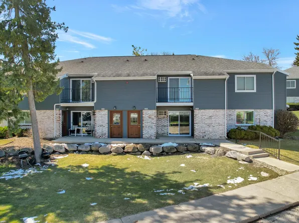 1303 Whispering Pines Way, Fitchburg, WI 53713