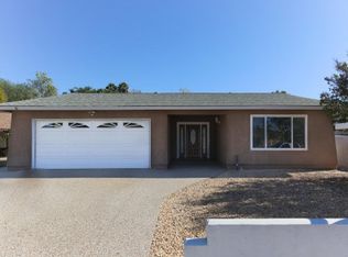 1825 Debra Ln, Vista, CA 92084