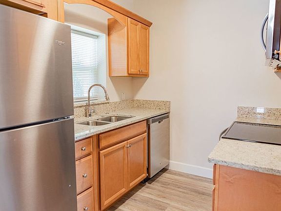 3rd image of 628 W Central Ave #626