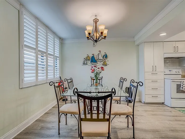 17900 Gulf Blvd #2E — Photo 15