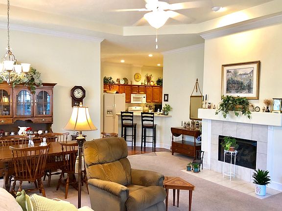 3rd image of 5538 Hampton Woods Way