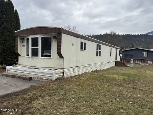 8441 W Meadow Brook Cir, Rathdrum, ID 83858