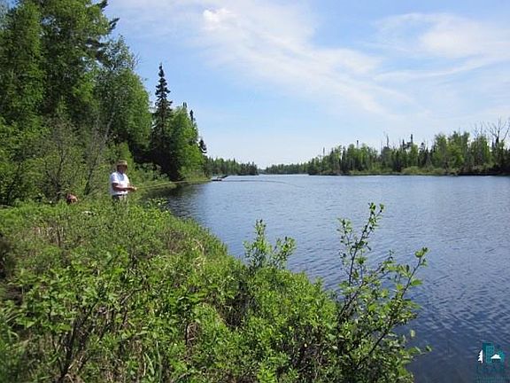 3rd image of 88XX Old Gunflint Trail