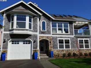 2963 S Hemlock St, Cannon Beach, OR 97110