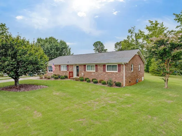 103 Bangor St, Mauldin, SC 29662