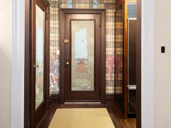 41 5th Avenue image 10 of 16