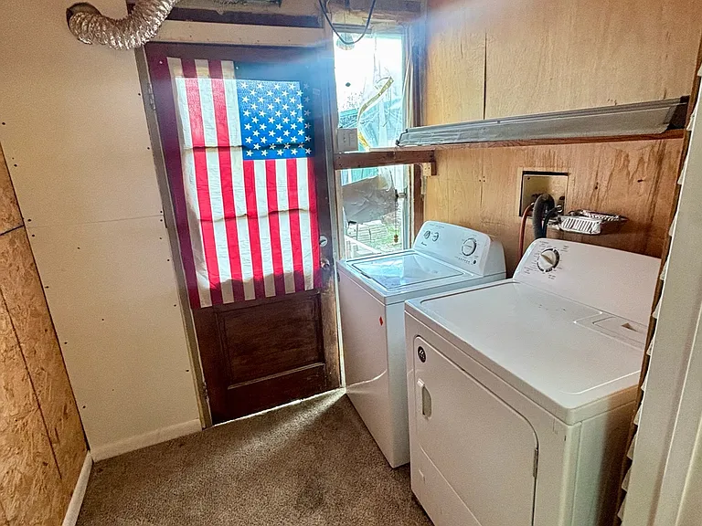 1015 Sale Ave — Photo 8