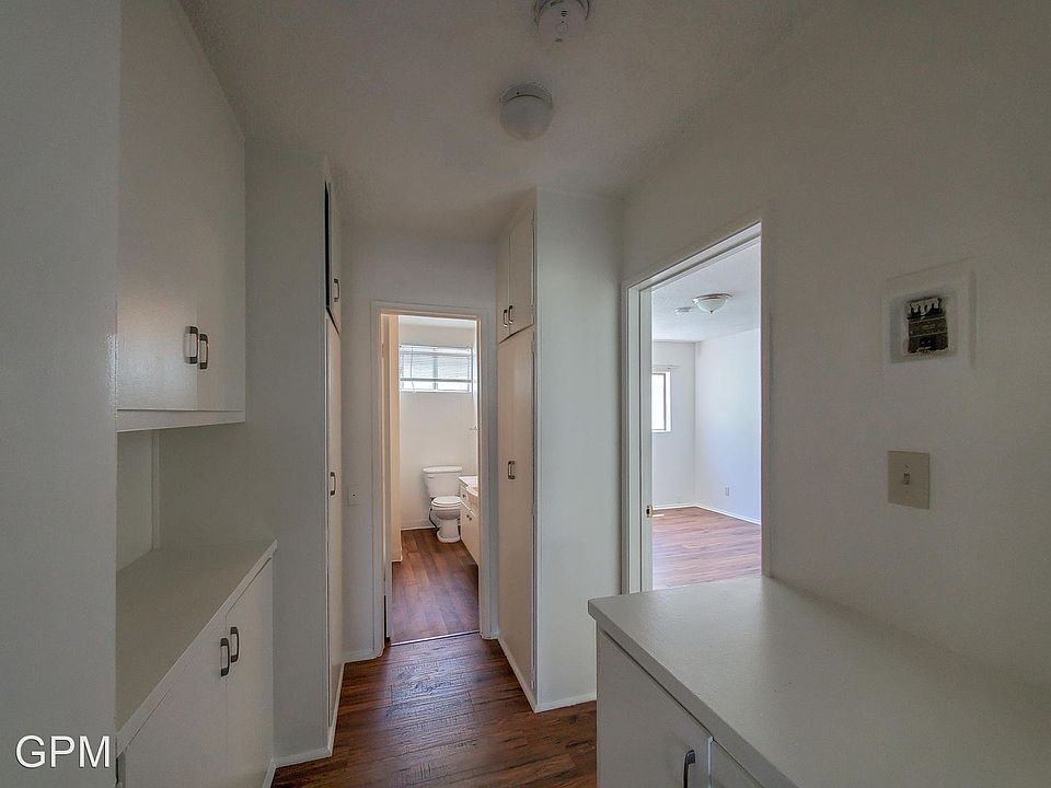 1st image of 866 N El Centro Ave #6