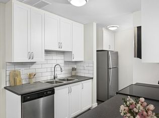 18 Steeles Avenue, East, Markham, ON L3T 1A1