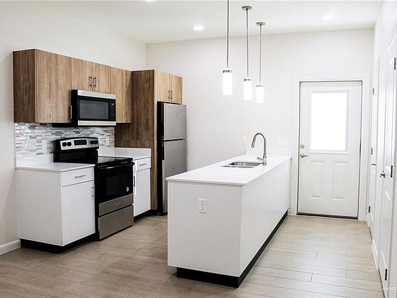 5th image of 512 Brito Ln #4