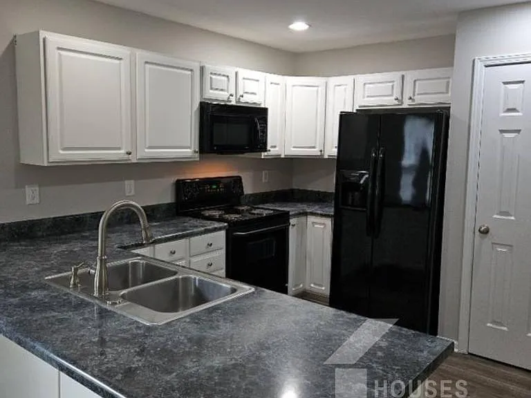 20 Laurelhurst Ct — Photo 4
