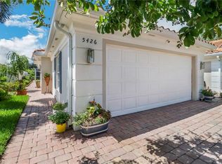 5426 Guadeloupe Way, Naples, FL 34119