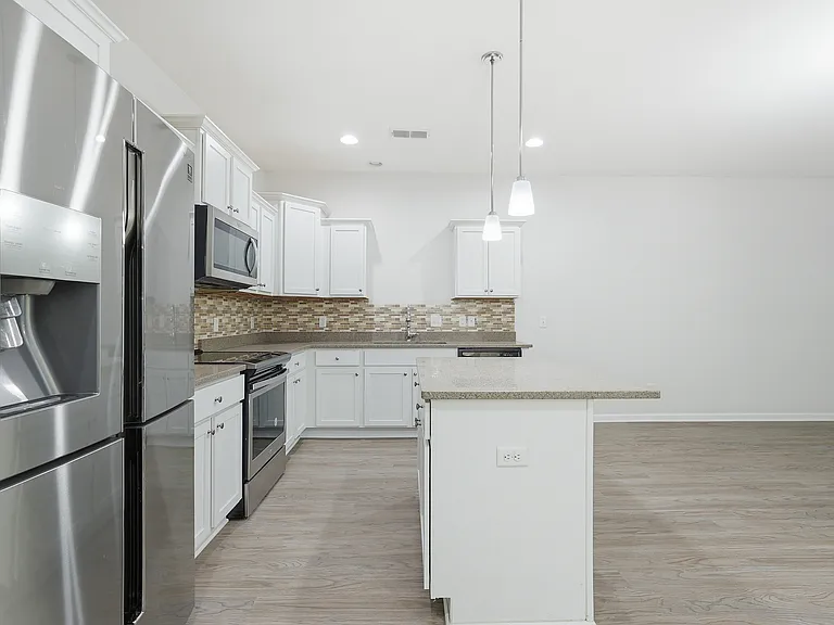 17 Crown Ct — Photo 8