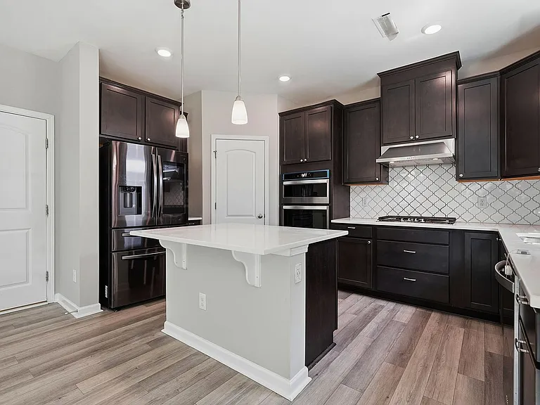313 Summer Ranch Dr — Photo 8