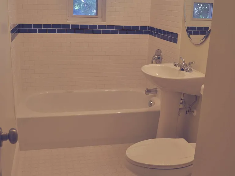 31 Yeadon Ave #B — Photo 6