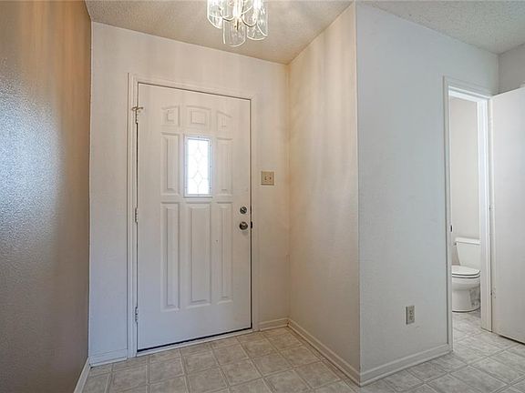 5th image of 15024 Doe Creek Ct