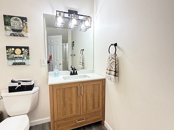 5th image of 25414 213th Pl SE Unit 16